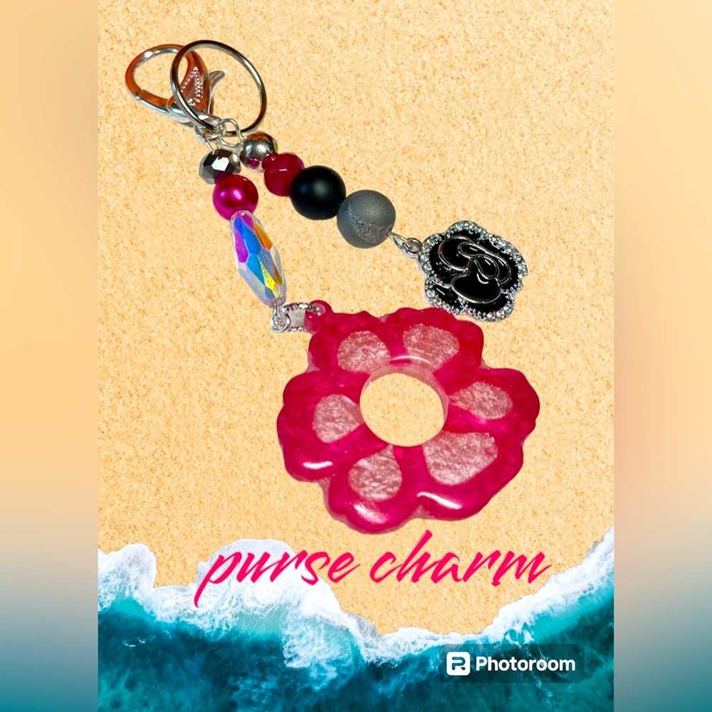 🌺 large resin flower and bling charms keychain purse  bling 👛